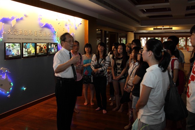 2011093006.jpg 2011093006.jpg